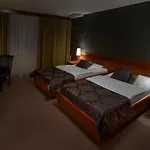Centrum With Free Parking Hotel