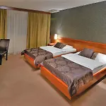 Hotel Centrum With Free Parking Nitra