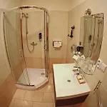 Hotel Centrum With Free Parking Nitra