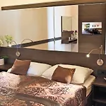 Centrum With Free Parking Hotel