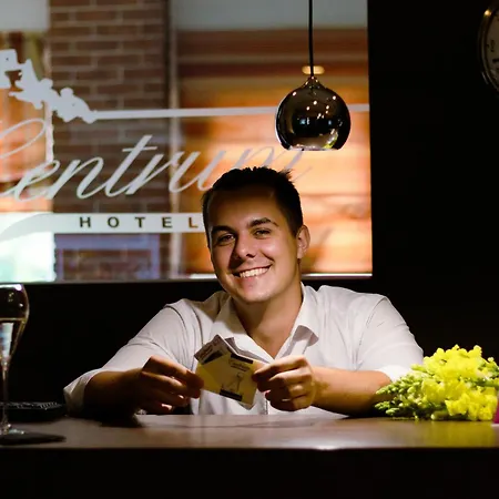 מלון Centrum With Free Parking