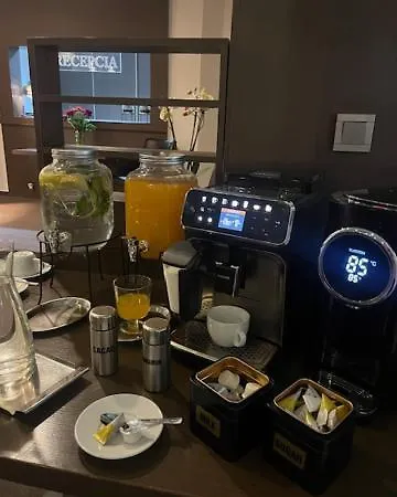 Centrum With Free Parking Hotel 4*