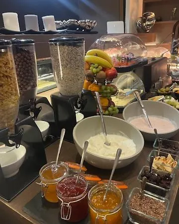 Szálloda Centrum With Free Parking 4*