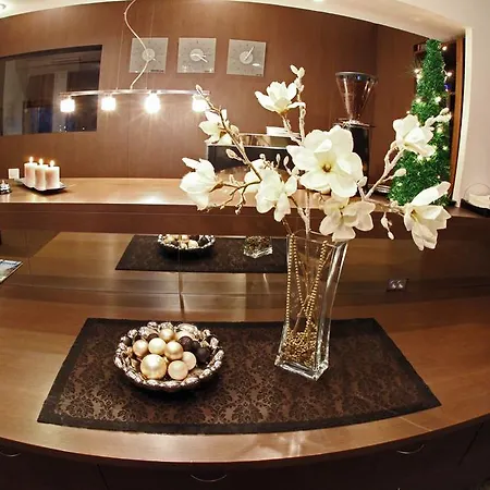 Centrum With Free Parking Hotel 4*