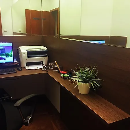 Отель Centrum With Free Parking 4*