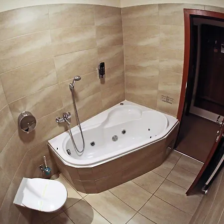 Centrum With Free Parking Hotel Nitra