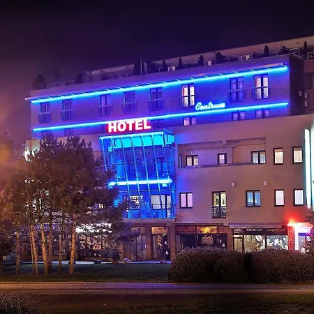 Centrum With Free Parking Hotel 4*