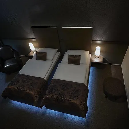 Centrum With Free Parking 4* ניטרה