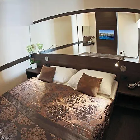 Centrum With Free Parking