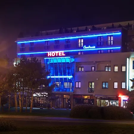 Hotel Centrum With Free Parking 4*