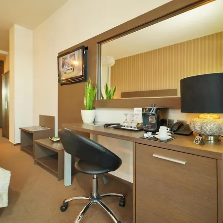 Centrum With Free Parking